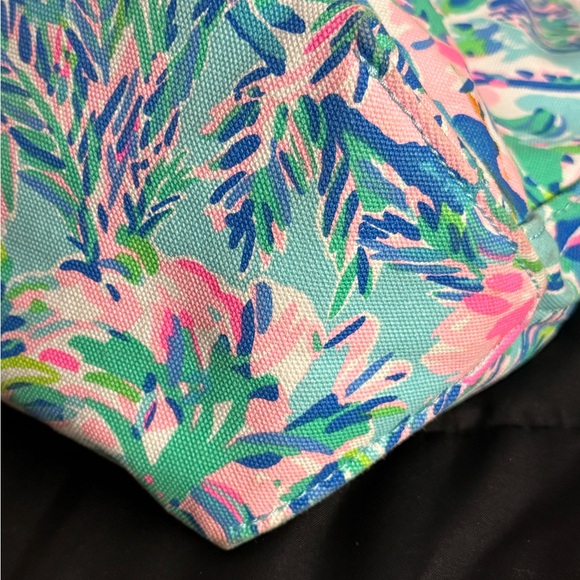 Lilly Pulitzer Blue and Pink Tropical Tote Bag - Picture 6 of 10